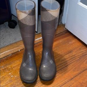 Burberry rain boots
